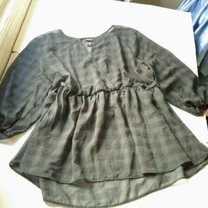 Torrid Gingham Sheer Wrap w gathered sleeves